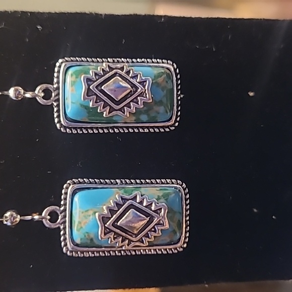 Southwestern Boho Turquoise and Silver Earrings - Picture 6 of 7